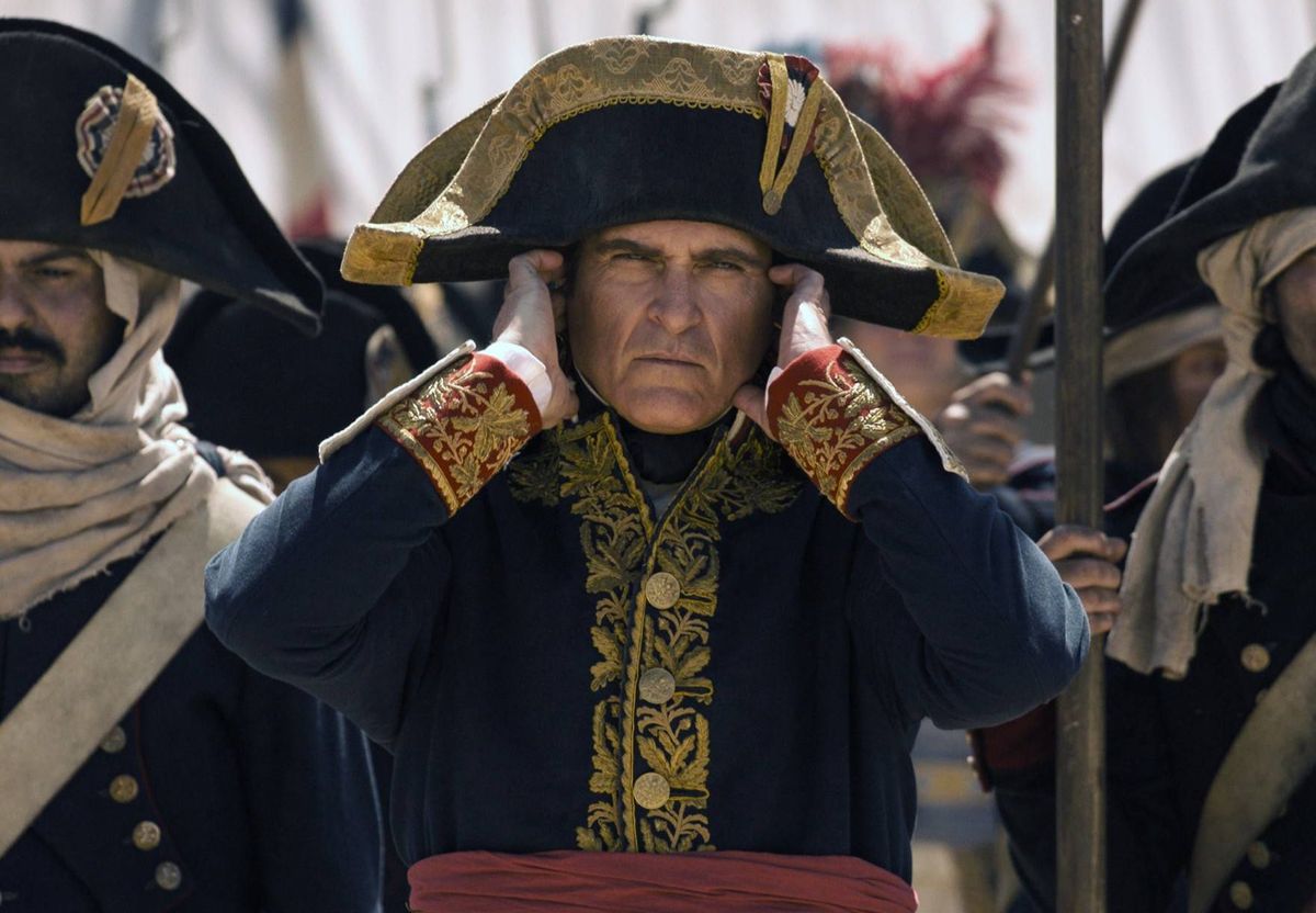 »Napoleon« ist ein mittelmäßiger Film im Dienste des Zentrismus